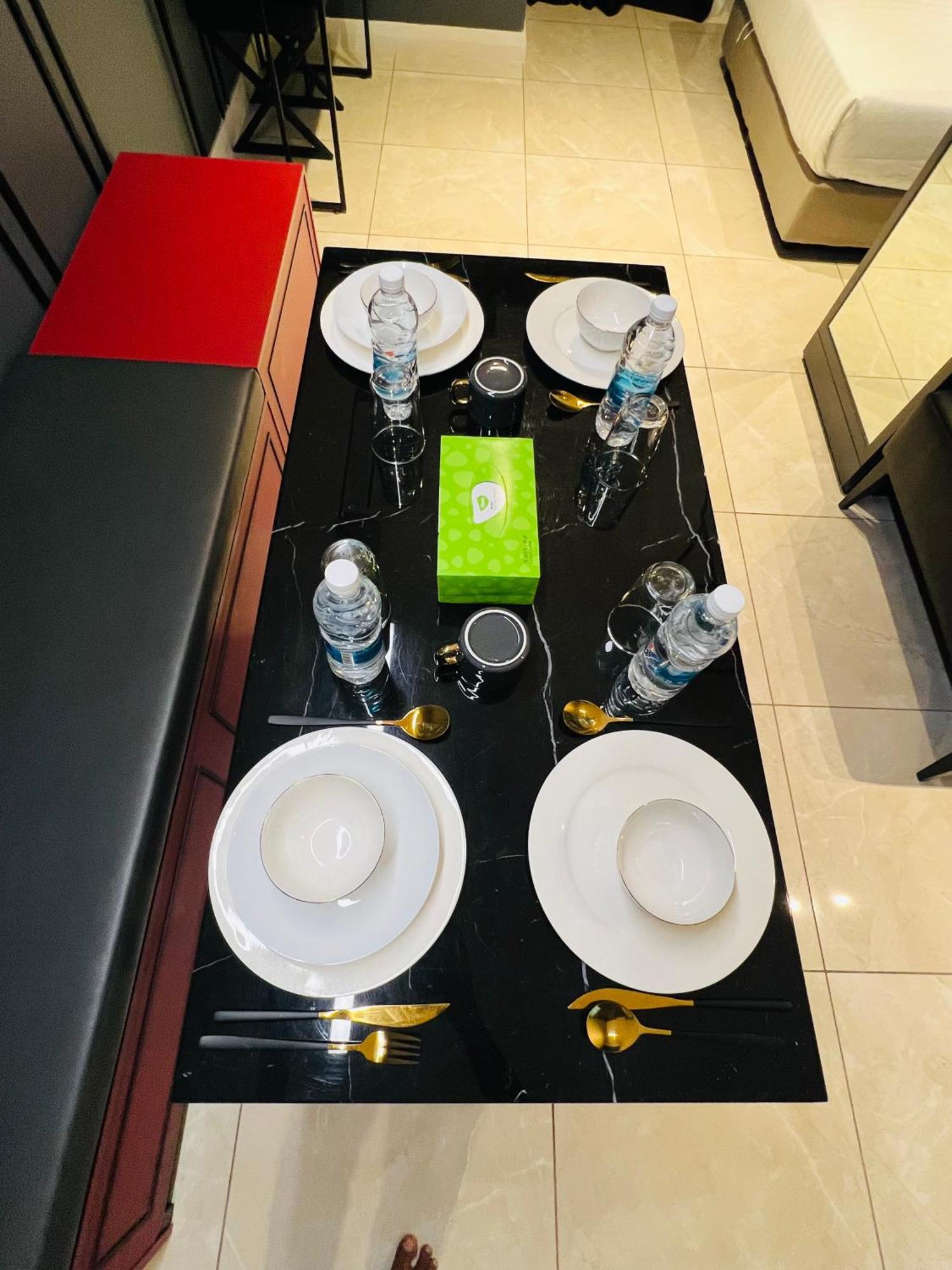 Axon Suites Pavilion By Victory House Kuala Lumpur Eksteriør billede